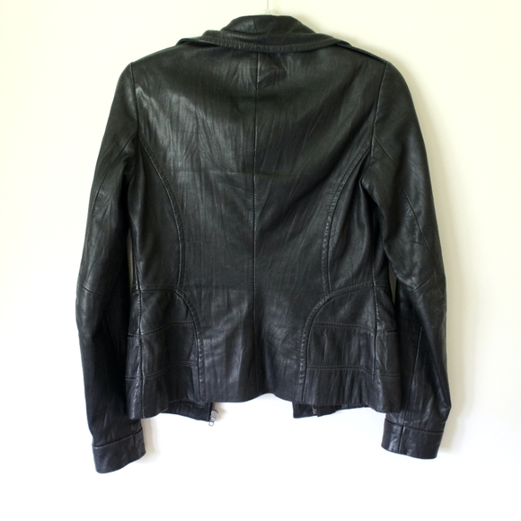 Danier | Genuine Leather Black Jacket Utility Moto - Picture 2 of 8